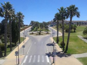 El PSOE impulsa la creación de una línea de transporte urbano para atender las demandas de los vecinos de Martín Miguel entrada-martin-miguel