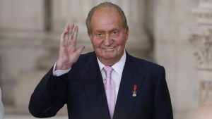 Maletines con billetes o viajes de placer: los detalles de la fortuna de Juan Carlos I que ha aflorado la investigación suiza Juan Carlos de Borbón