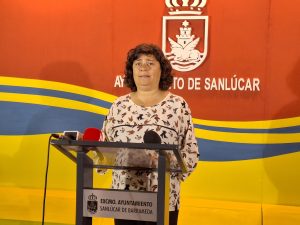 La alcaldesa expresa su total apoyo a las demandas del sector agrario de Sanlúcar Carmen Álvarez, alcaldesa de Sanlúcar ARCHIVO