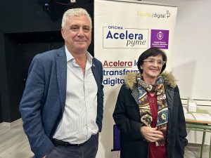 En marcha la oficina de asesoramiento gratuito a la transformación digital de las Pymes de Sanlúcar Presentación Acelera Pyme (1)