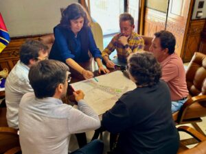 Reunión sobre la peatonalización de la Plaza de la Paz