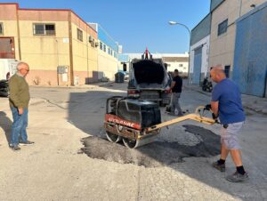 Obras de arreglo de viales del parque empresarial Las Dunas