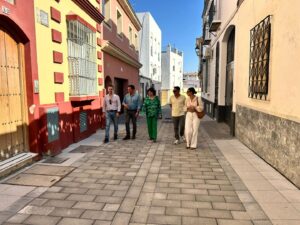 EN EJECUCIÓN OBRAS DE MEJORA DE LA ACCESIBILIDAD DE LAS CALLES MOLINILLO 1ª Y 2ª Obras de las calles Molinillo 1 y 2 a